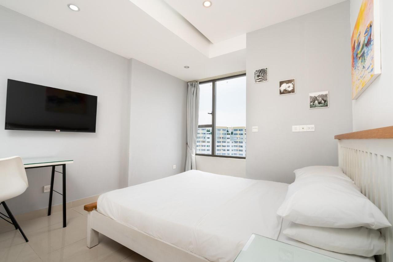 River Inn Apartment With Pool & Gym Хошимин Екстериор снимка